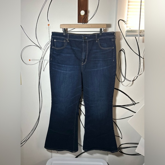 American Eagle Highest Rise Super Stretch Flare Women’s Size 20 Short Inseam - Picture 1 of 7